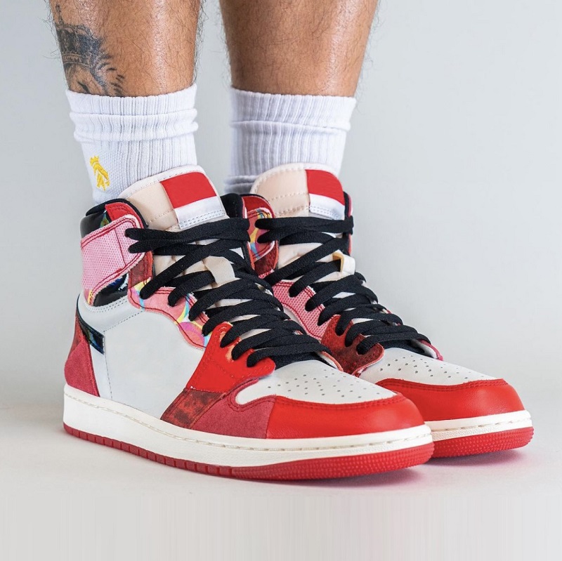 2023 1 1s Men Women Basketball Shoes Sneaker Spider Verse Next Chapter 2.0 University Red Black White DV1748-601 Mens Outdoor Trainers Sports Sneakers 36-47
2023 1 1s Men Women Basketball Shoes Sneaker Spider Verse Next Chapter 2.0 University Red Black White DV1748-601 Mens Outdoor Trainers Sports Sneakers 36-47