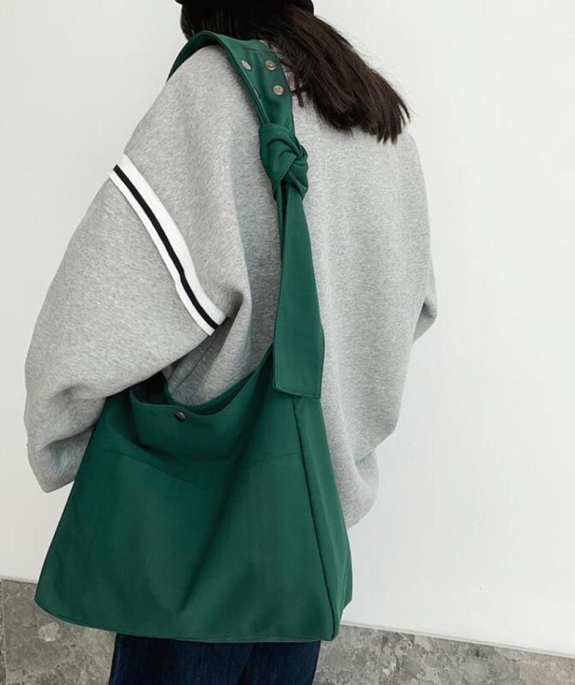 Messenger bags female largecapacity bag Korean version of nylon cloth bag portable shoulder bags simple student bag5052580, Black
Messenger bags female largecapacity bag Korean version of nylon cloth bag portable shoulder bags simple student bag5052580, Black
