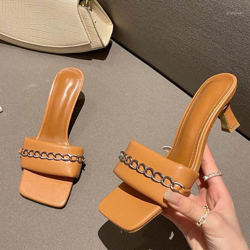 Slippers 2023 Summer Women's Slipper Fashion Metal Chain Decoration High Heels Mules Slides Pumps Square Toe Ladies Shoes Big Size 35-42, White
Slippers 2023 Summer Women's Slipper Fashion Metal Chain Decoration High Heels Mules Slides Pumps Square Toe Ladies Shoes Big Size 35-42, White