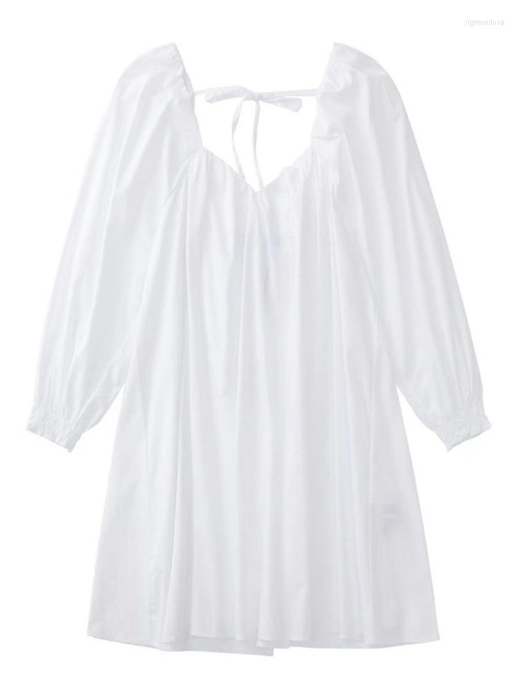 Party Dresses 2023 Summer Fashion Small Fresh V-Neck Long Sleeve White Lace Up Loose Dress Women Vestidos Robe
Party Dresses 2023 Summer Fashion Small Fresh V-Neck Long Sleeve White Lace Up Loose Dress Women Vestidos Robe