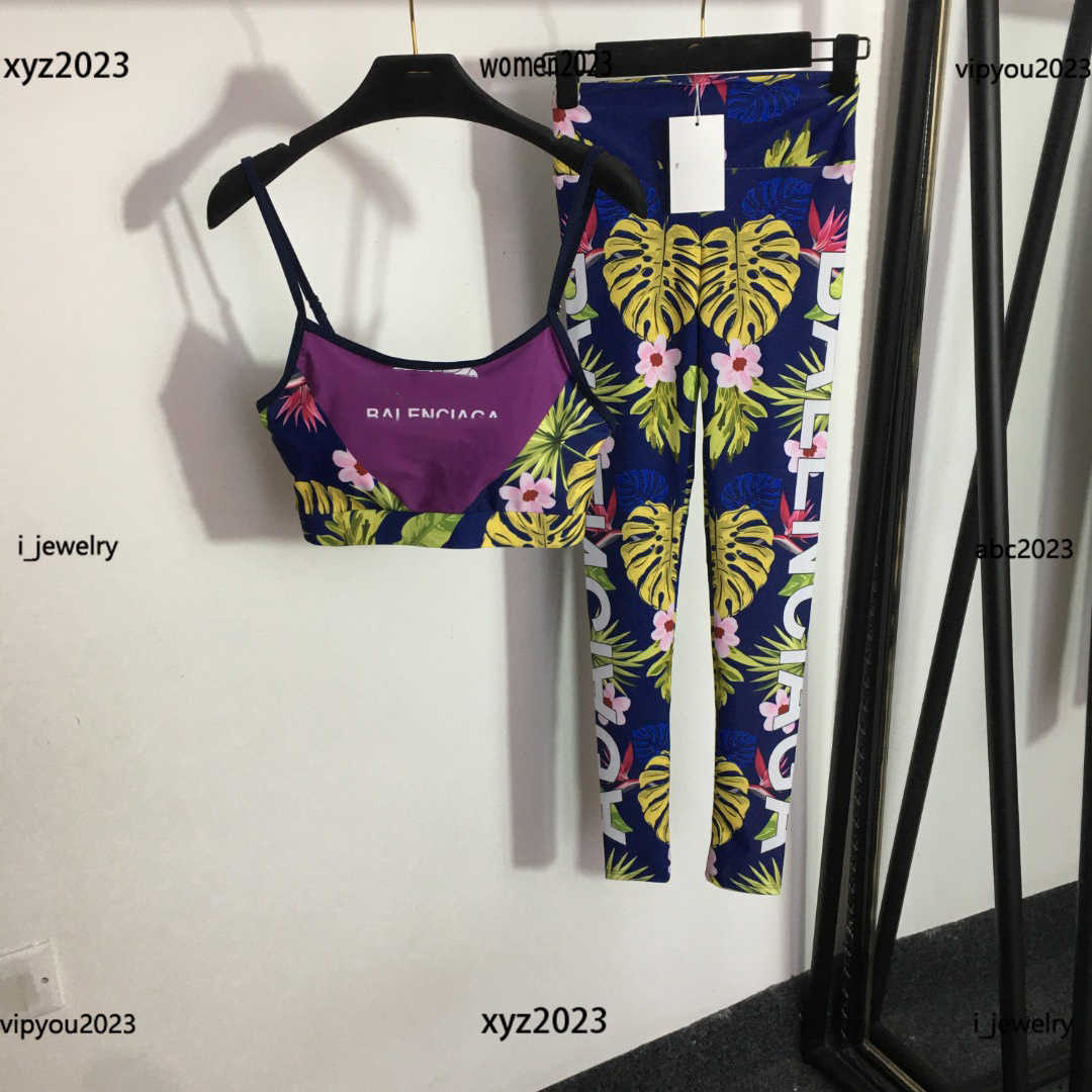 designer tracksuit women Summer Yoga Set 2pcs Letter printed bra strap vest and stretchy slimming leggings #Multiple product, #5
designer tracksuit women Summer Yoga Set 2pcs Letter printed bra strap vest and stretchy slimming leggings #Multiple product, #5