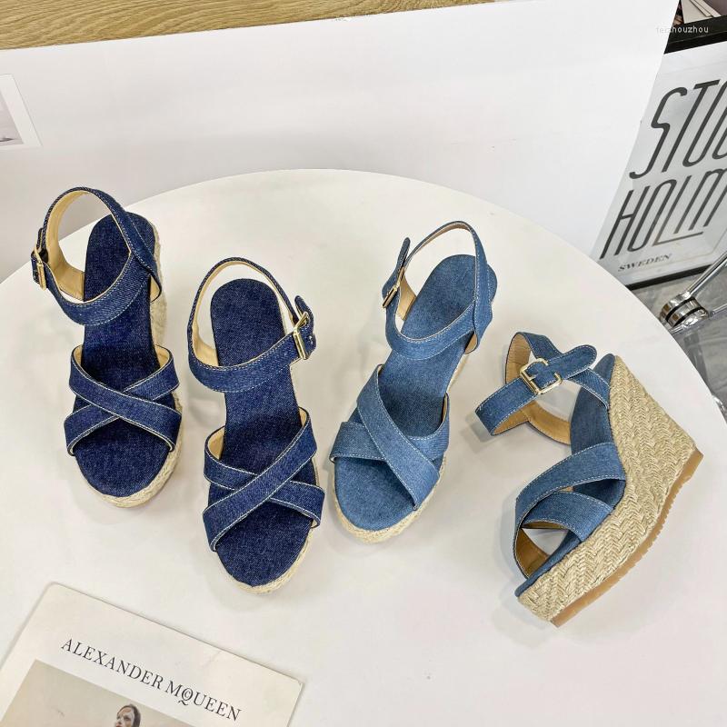 Sandals Blue Denim Block Heel Jeans Cloth Chunky Platform Summer Dress Shoes Buckle Strap Color Patchwork Pumps
Sandals Blue Denim Block Heel Jeans Cloth Chunky Platform Summer Dress Shoes Buckle Strap Color Patchwork Pumps