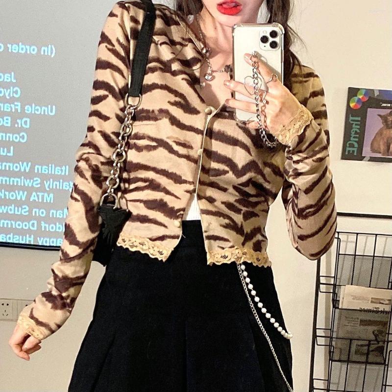 Women's Jackets Autumn Long-sleeved O-neck Short Section Slim Leopard Print Lace Stitching Cardigan Jacket For Women, Picture shown
Women's Jackets Autumn Long-sleeved O-neck Short Section Slim Leopard Print Lace Stitching Cardigan Jacket For Women, Picture shown