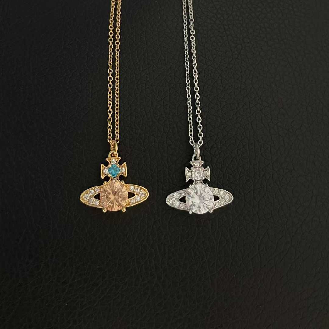 The same classic Saturn full diamond necklace of Empress Dowager Xi is fashionable and simple ins design temperament clavicle chain
The same classic Saturn full diamond necklace of Empress Dowager Xi is fashionable and simple ins design temperament clavicle chain