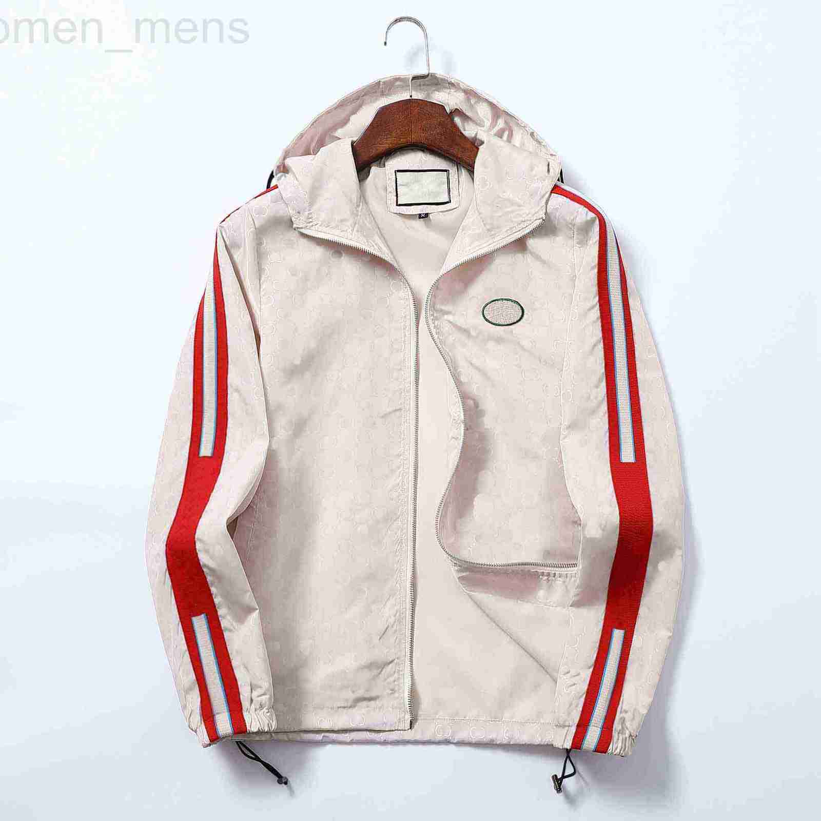 Men's Jackets designer Men Jacket Hooded Plus Size M- Windbreaker Casual For Male Outerwear Streetwear L9IC
Men's Jackets designer Men Jacket Hooded Plus Size M- Windbreaker Casual For Male Outerwear Streetwear L9IC