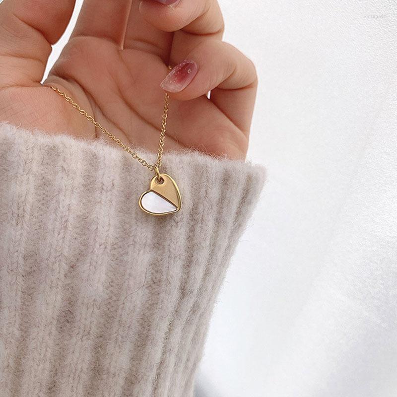 Pendant Necklaces Fashion Simple Color Love INS Niche Design Aesthetic Personality Geometric Street S Lady Temperament Necklace
Pendant Necklaces Fashion Simple Color Love INS Niche Design Aesthetic Personality Geometric Street S Lady Temperament Necklace