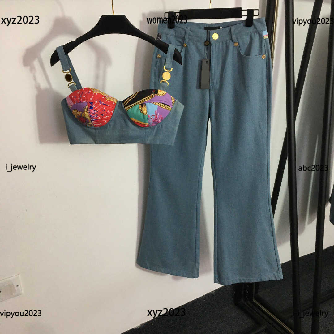 Plus Size Tracksuits womens designer Yoga Set 2pcs Gold shoulder buckle bra strap top and flared denim pants #Multiple product, #2
Plus Size Tracksuits womens designer Yoga Set 2pcs Gold shoulder buckle bra strap top and flared denim pants #Multiple product, #2