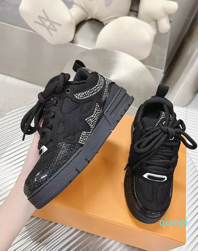 Men Women Dress Skate Shoes Double laces Flower mesh calf leather suede outsole Winter Sneaker Fashion Ladies Sports Shoes 35-45, #1
Men Women Dress Skate Shoes Double laces Flower mesh calf leather suede outsole Winter Sneaker Fashion Ladies Sports Shoes 35-45, #1