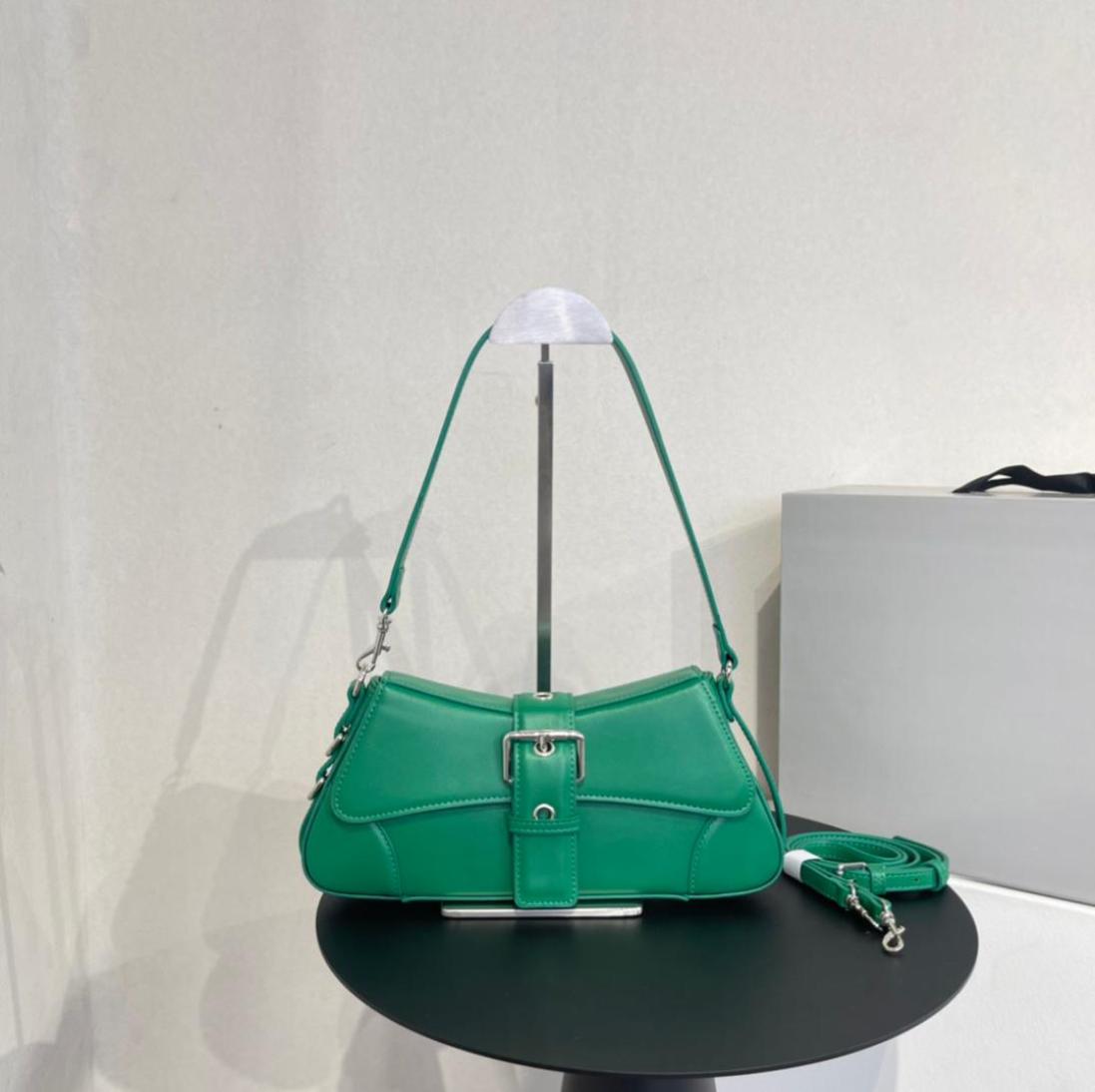 Designers Shoulder bag Totes Bags Handbag women Famous Crossbody Bag Handbags Purses Wallets Female Lady Purse Wallet Tote Backpac8358683, Army green
Designers Shoulder bag Totes Bags Handbag women Famous Crossbody Bag Handbags Purses Wallets Female Lady Purse Wallet Tote Backpac8358683, Army green