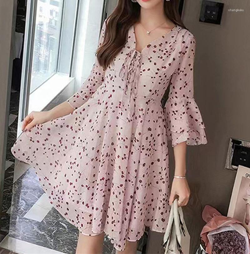 Casual Dresses Robe Femmes Summer Pink Chiffon Mini Dress Vestidos Para Mujer Korean Elegant Floral 2023 Women's Loose, E335-876
Casual Dresses Robe Femmes Summer Pink Chiffon Mini Dress Vestidos Para Mujer Korean Elegant Floral 2023 Women's Loose, E335-876