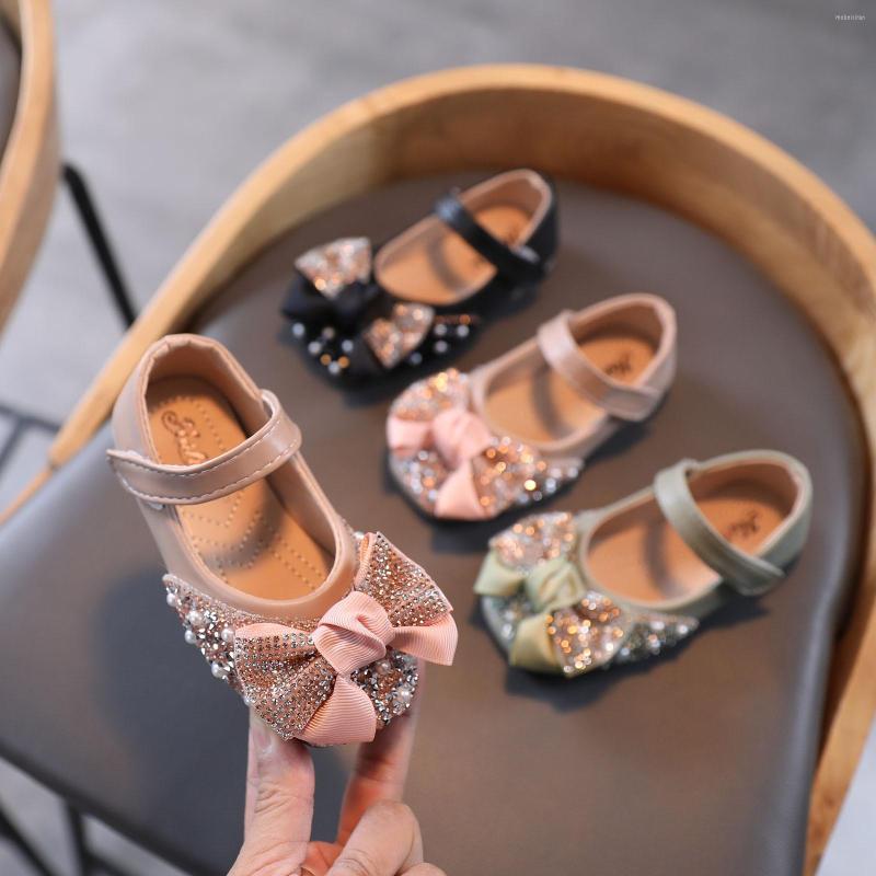 Flat Shoes Children Girls Leather Bowknot Rhinestone Peas Single Princess Magic Stickers Small Cute, Pk
Flat Shoes Children Girls Leather Bowknot Rhinestone Peas Single Princess Magic Stickers Small Cute, Pk