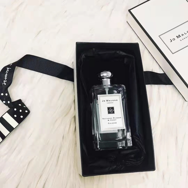 Private Label Perfume For Women Deodorant Lasting Fashion Lady Flower Fragrance 100ML NECTARINE BLOSSOM HONEY
Private Label Perfume For Women Deodorant Lasting Fashion Lady Flower Fragrance 100ML NECTARINE BLOSSOM HONEY