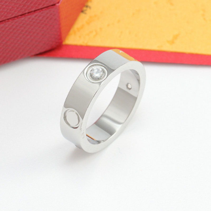 Rings for women wedding ring designer rings for woman diamond ring studded with titanium steel Classic gold and silver roses available in diameter 1.5-2.1cm No fading
Rings for women wedding ring designer rings for woman diamond ring studded with titanium steel Classic gold and silver roses available in diameter 1.5-2.1cm No fading