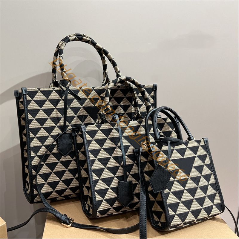 Women Luxurys Designers new fashion Shoulder bags Women embroidery Handbags Shopping bags High Quality Totes Canvas Beach bag Travel casual Crossbody Purses, Orange
Women Luxurys Designers new fashion Shoulder bags Women embroidery Handbags Shopping bags High Quality Totes Canvas Beach bag Travel casual Crossbody Purses, Orange