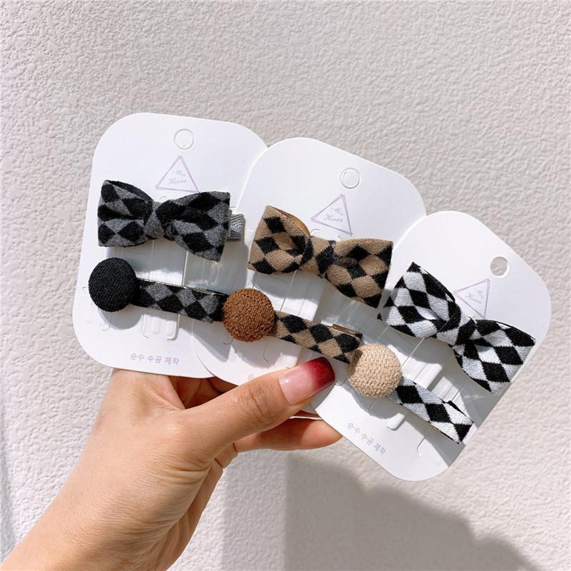 Hair Accessories 2 Pcs Korean Sweet Girl Princess Button Duckbill Clip Headdress Fashion Children's Simple Checkered Fabric Bow Hairpins
Hair Accessories 2 Pcs Korean Sweet Girl Princess Button Duckbill Clip Headdress Fashion Children's Simple Checkered Fabric Bow Hairpins