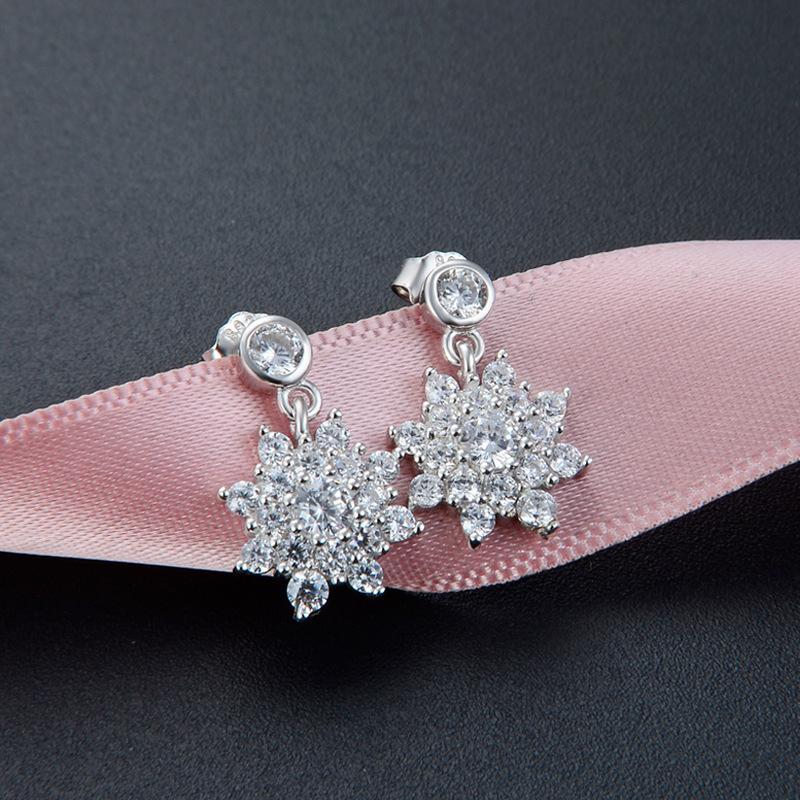 Dangle Earrings & Chandelier S925 Sterling Silver For Women Snowflake Zircon Earring Diamond Flowers Fine Jewelry Gifts
Dangle Earrings & Chandelier S925 Sterling Silver For Women Snowflake Zircon Earring Diamond Flowers Fine Jewelry Gifts