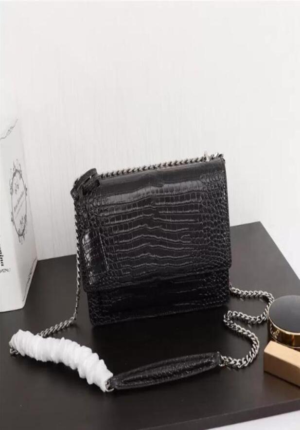 Women Bag Handbag Fashion Crossbody genuine leather Crocodile pattern High quality chain shoulder bags YB22 Messenger Clutch Cross8536916, Black
Women Bag Handbag Fashion Crossbody genuine leather Crocodile pattern High quality chain shoulder bags YB22 Messenger Clutch Cross8536916, Black
