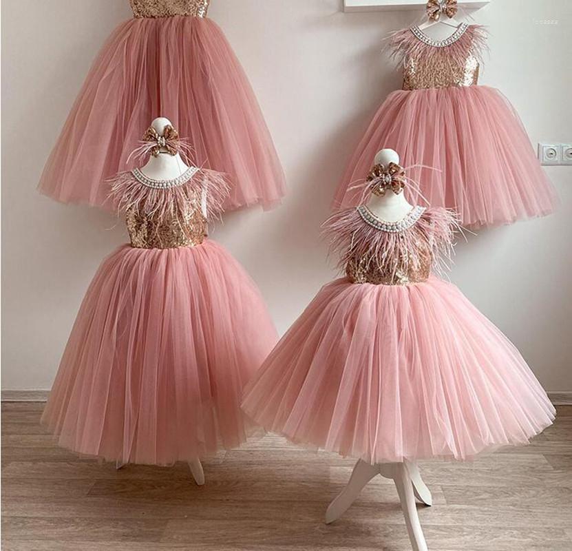 Girl Dresses Puffy Pink Flower Dress Pearls Feather Sequined Princess Wedding Party Gown Pageant Birthday Big Bow, Custom made
Girl Dresses Puffy Pink Flower Dress Pearls Feather Sequined Princess Wedding Party Gown Pageant Birthday Big Bow, Custom made
