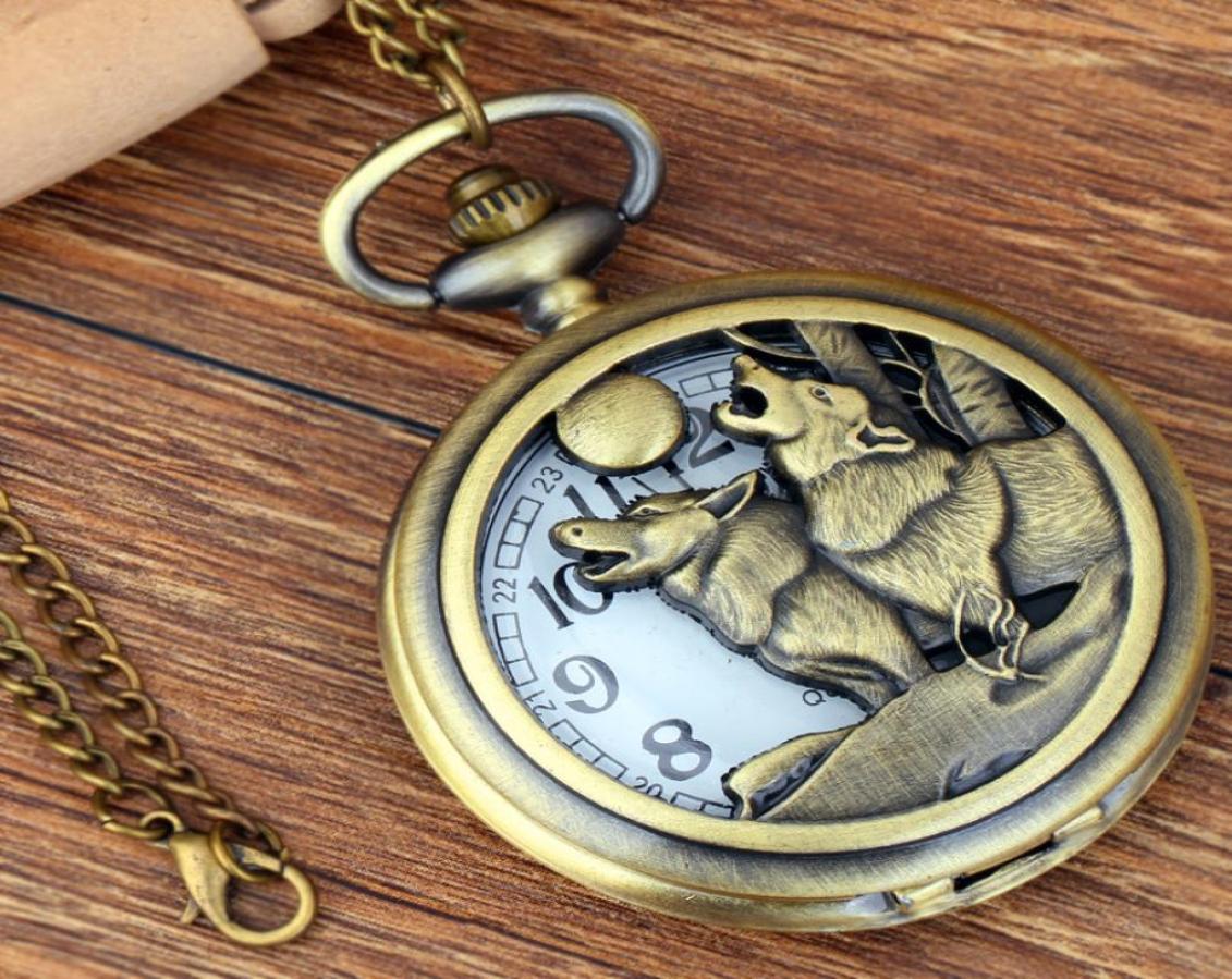 Antique Wolf Hollow Quartz Pocket Watch Bronze Color Animal Vine Fob Pendant Waist Chain Clock Men Women Watches Fob Chain Male9723907