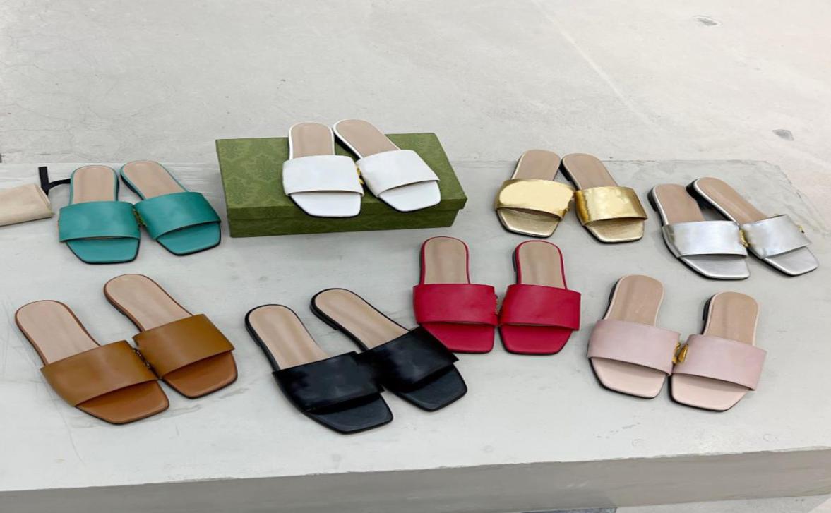 Popular Slippers sandals famous Luxury designer women Fashion Classic Simple Vamp With Logo Highlight Brand Charm Casual Everyday 6471688, White
Popular Slippers sandals famous Luxury designer women Fashion Classic Simple Vamp With Logo Highlight Brand Charm Casual Everyday 6471688, White