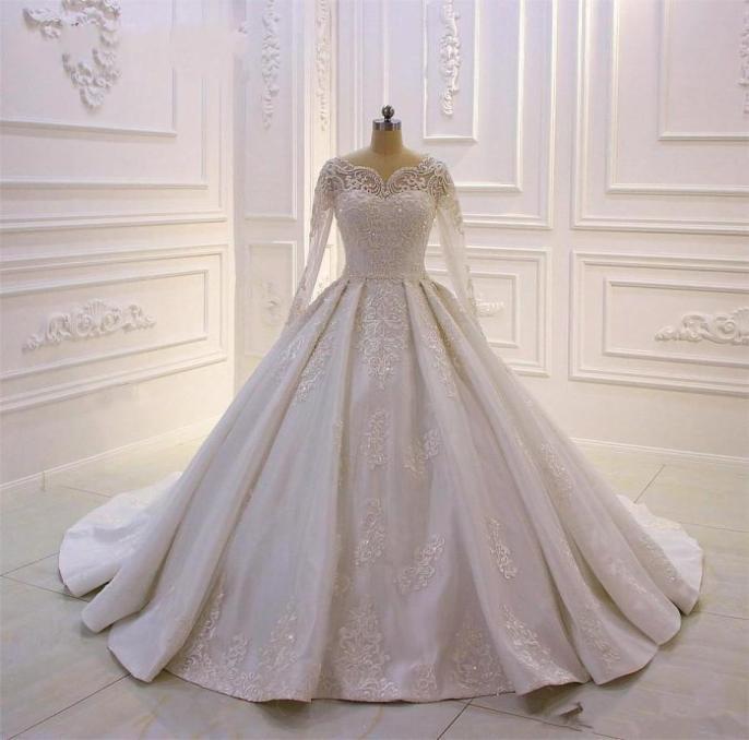 Vintage Long Sleeves Ball Gown Wedding Dresses with Lace Appliques Saudi Arabic Dubai Garden Wedding Dress vestido de novia2798381, Ivory
Vintage Long Sleeves Ball Gown Wedding Dresses with Lace Appliques Saudi Arabic Dubai Garden Wedding Dress vestido de novia2798381, Ivory