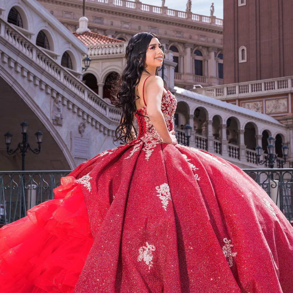 Red Quinceanera Dresses 2023 Off Shoulder Party Princess Sweet 16 Gown With Appliques Sequins Lace-Up Vestidos De 15 Anos
