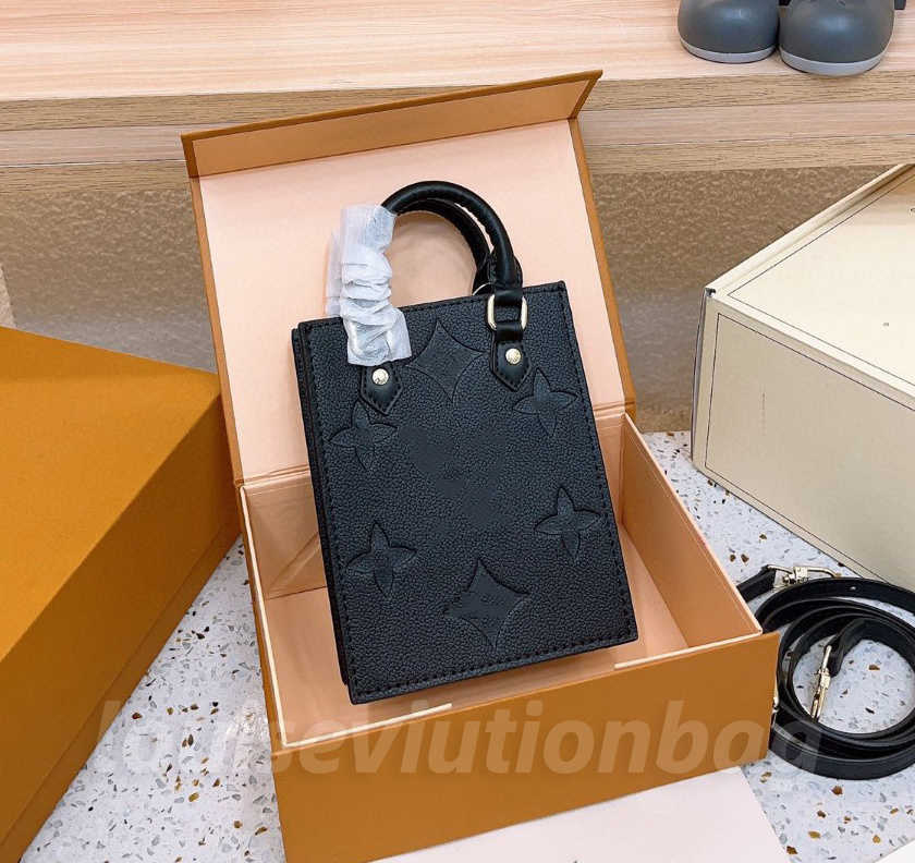 Designer Handbags PETIT SAC PLAT Totes Bag Empreinte Supple Grained Cowhide Leather Double Handle By The Pool Handbag Top Quality Shoulder Bags purse 104150
Designer Handbags PETIT SAC PLAT Totes Bag Empreinte Supple Grained Cowhide Leather Double Handle By The Pool Handbag Top Quality Shoulder Bags purse 104150