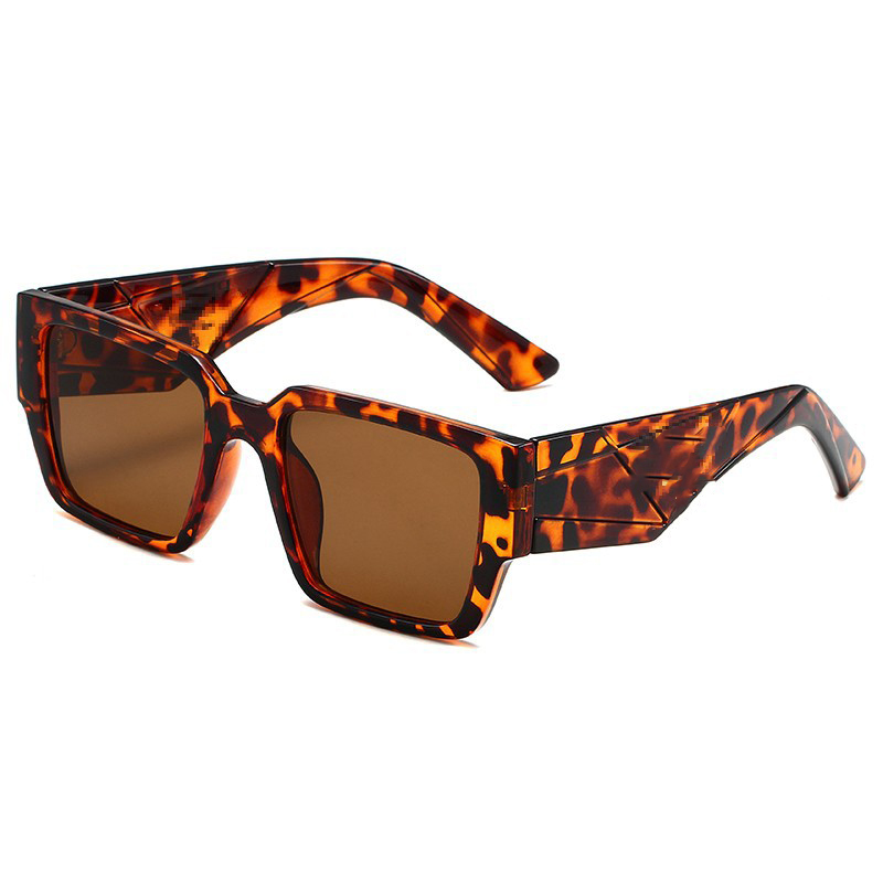 European and n fashion sunglasses men and women new anti-ultraviolet sunglasses European and n fan simple personality glasses large frame sunglasses
European and n fashion sunglasses men and women new anti-ultraviolet sunglasses European and n fan simple personality glasses large frame sunglasses