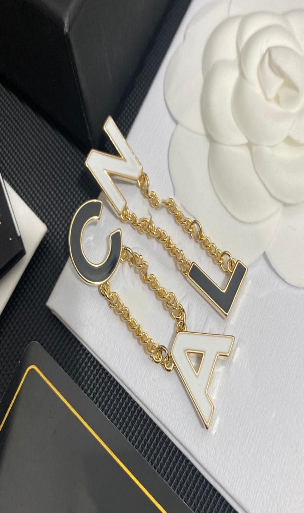 Women Premium Gold Earring Designer Stud Luxury Brand Letter Design Fashion Jewelry Brass Copper Earrings1461568
Women Premium Gold Earring Designer Stud Luxury Brand Letter Design Fashion Jewelry Brass Copper Earrings1461568