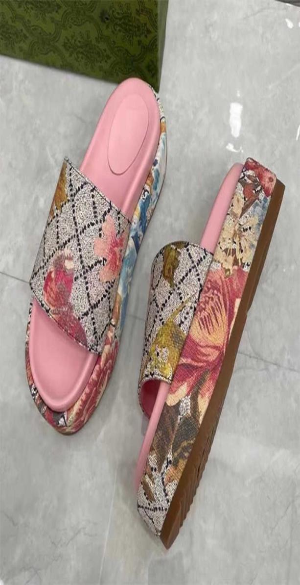 Designer Women Slides Sandals Designer Platform Slides Slipper Thick Bottoms Ladies Flip Flops Embroidery Printed Fashion Summer B6406414, Yellow
Designer Women Slides Sandals Designer Platform Slides Slipper Thick Bottoms Ladies Flip Flops Embroidery Printed Fashion Summer B6406414, Yellow
