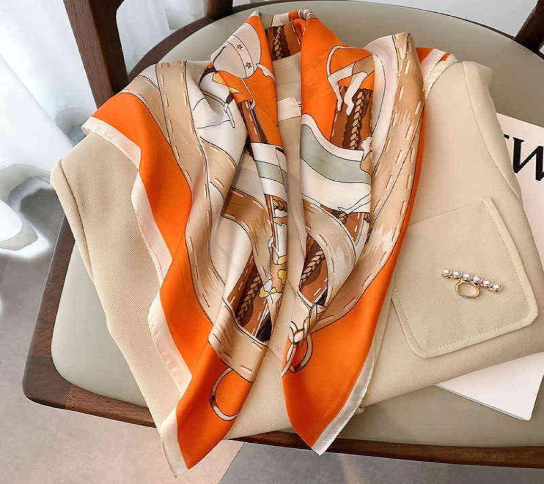 70x70cm Square Neck Silk Scarf Bandana 2022 Women Fashion Scarves Ladies Foulard Summer Luxury Brand Shawls Wraps Hair Hijabs Y2203162173
70x70cm Square Neck Silk Scarf Bandana 2022 Women Fashion Scarves Ladies Foulard Summer Luxury Brand Shawls Wraps Hair Hijabs Y2203162173