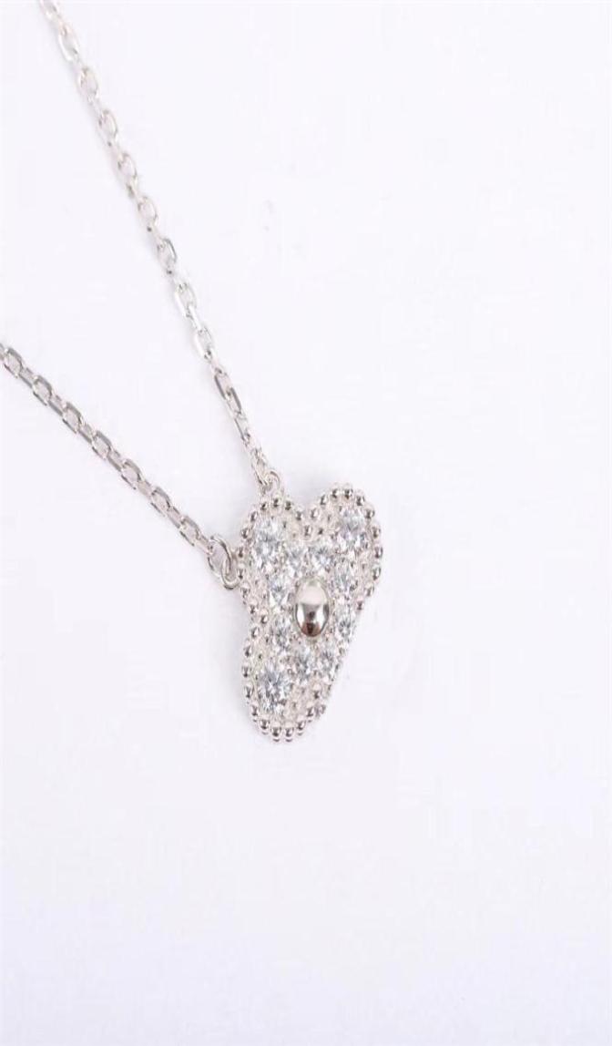 S925 silver Luxurious quality 1 5cm Charm flower clip earring with all diamond in Platinum color for women wedding jewelry gift ha9556118
S925 silver Luxurious quality 1 5cm Charm flower clip earring with all diamond in Platinum color for women wedding jewelry gift ha9556118