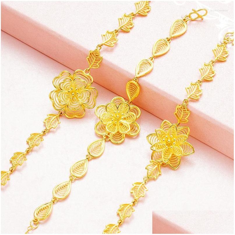 Chain Link Bracelets 24K Gold Plated Rose Flower Bracelet Ethnic Hand Jewelry Girl Chd21133 Drop Delivery Dhym0
Chain Link Bracelets 24K Gold Plated Rose Flower Bracelet Ethnic Hand Jewelry Girl Chd21133 Drop Delivery Dhym0