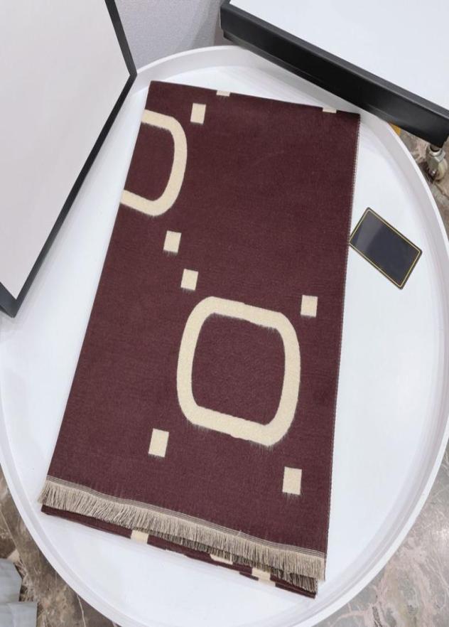 Fashion Scarf Warm Scarves Solid Color Big Letter Design Comfortable for Man Women 4 Color Top Quality1111793
Fashion Scarf Warm Scarves Solid Color Big Letter Design Comfortable for Man Women 4 Color Top Quality1111793