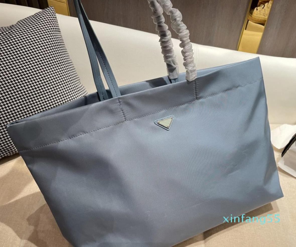 2022 Ladies Large Brand Bag Shopping Bag High Quality Fashion Recycled Nylon Tote Bag Ladies Shoulder Luxury Designer Handbag3994179, Red
2022 Ladies Large Brand Bag Shopping Bag High Quality Fashion Recycled Nylon Tote Bag Ladies Shoulder Luxury Designer Handbag3994179, Red