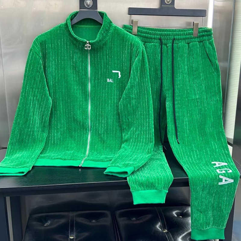 Activewear Mens Designer Tracksuits Corduroy Sportswear Embroidery Zipper jacket Sweatpants Women's Bottoms Jogging Pants Men Running Jackets Man Sport Set, Green
Activewear Mens Designer Tracksuits Corduroy Sportswear Embroidery Zipper jacket Sweatpants Women's Bottoms Jogging Pants Men Running Jackets Man Sport Set, Green
