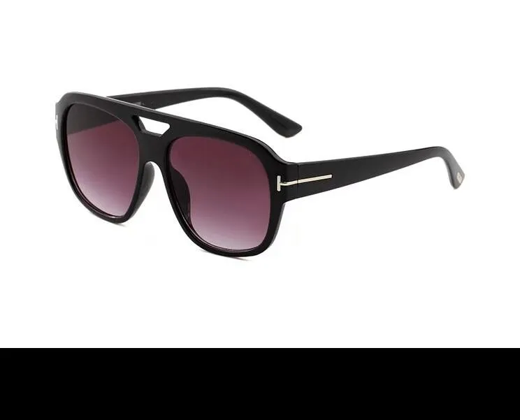 Sunglasses Fashion Adumbral Filter the light Classics Ultraviolet-proof Full Frame Colors Optional High-quality
Sunglasses Fashion Adumbral Filter the light Classics Ultraviolet-proof Full Frame Colors Optional High-quality