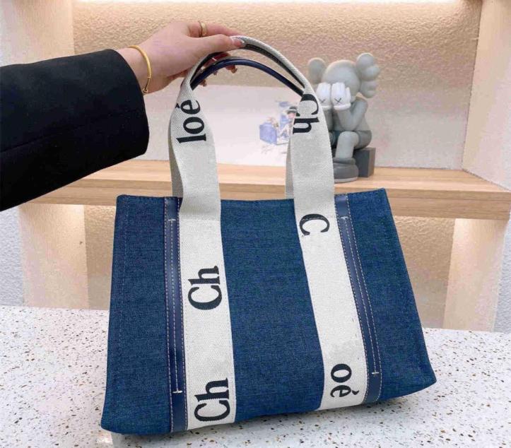 2022 Handbags Canvas Bags Lady Letter Shopping Paty Pack Fashion Contrast Color Lady High Quailty Lage Bucket Designer Bag Handbag1242808, Brown
2022 Handbags Canvas Bags Lady Letter Shopping Paty Pack Fashion Contrast Color Lady High Quailty Lage Bucket Designer Bag Handbag1242808, Brown