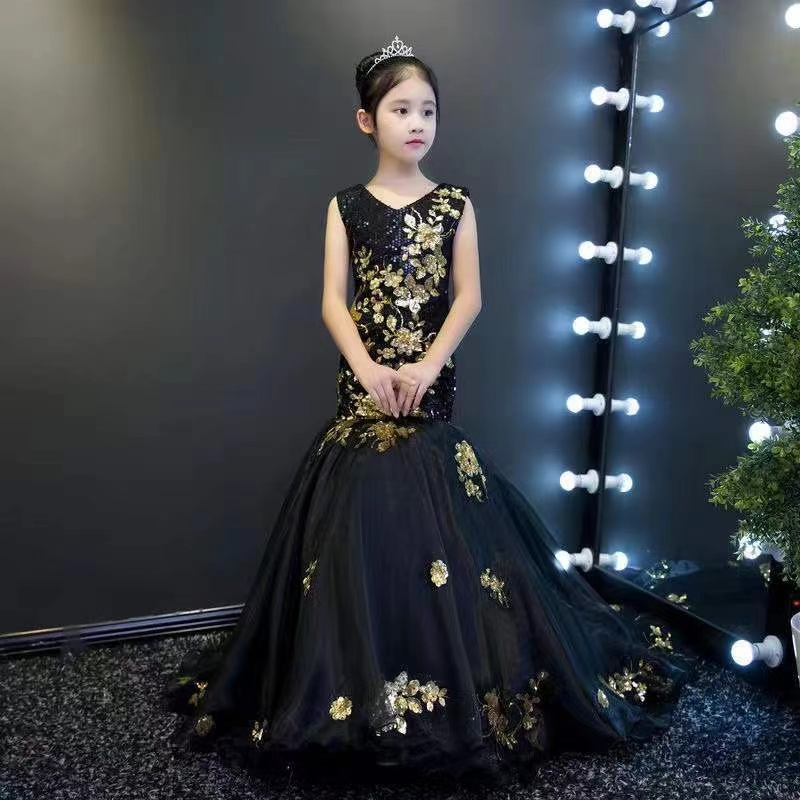 2023 Pretty Fairty Flower Girls Dress High Neck Long Sleeve 3D Floral Apliques Girls Pageant Dresses Hand Made Flowers Birthday first communion prince