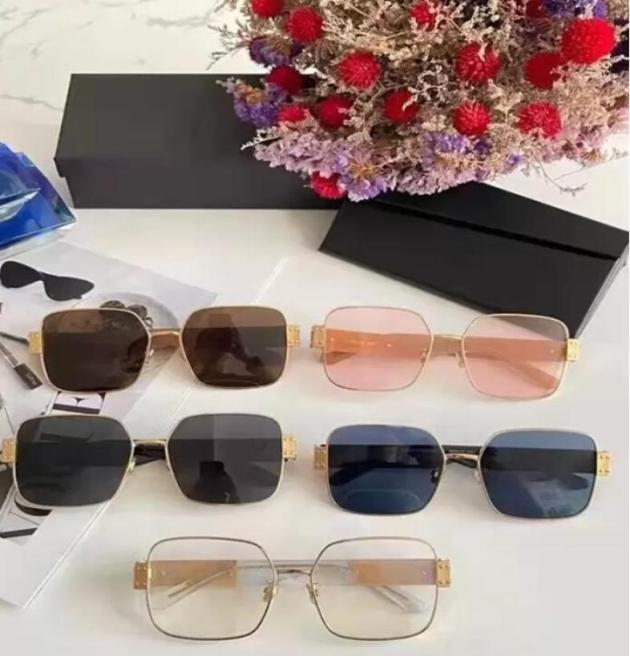 men metal sunglasses new fashion classic style gold plated square frame vintage design outdoor classical model 0259 with case and 4716290
men metal sunglasses new fashion classic style gold plated square frame vintage design outdoor classical model 0259 with case and 4716290