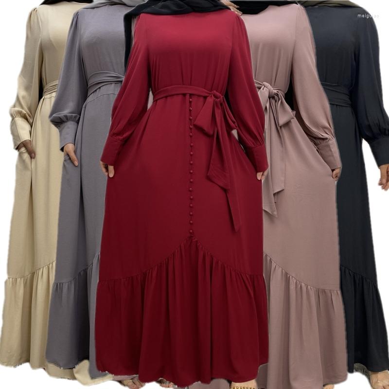Ethnic Clothing Middle East Jalabiya Dubai Abaya Tunic Robes Muslim Islamic Women Ramadan Elegant Turkey Kaftan Party Dress
Ethnic Clothing Middle East Jalabiya Dubai Abaya Tunic Robes Muslim Islamic Women Ramadan Elegant Turkey Kaftan Party Dress