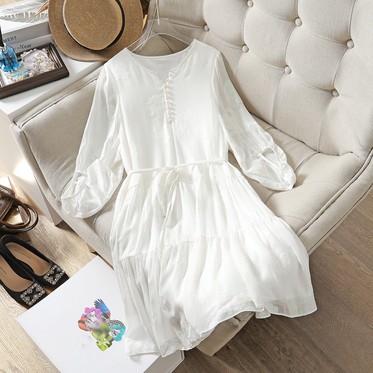 2023 Summer White Solid Color Embroidery Silk Dress 3/4 Sleeve Round Neck Buttons Knee-Length Casual Dresses N3W171134
2023 Summer White Solid Color Embroidery Silk Dress 3/4 Sleeve Round Neck Buttons Knee-Length Casual Dresses N3W171134