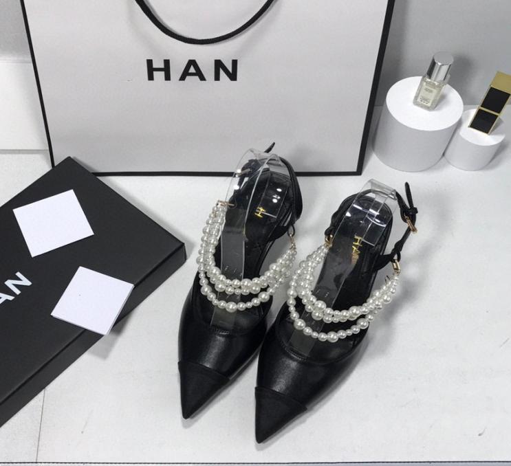 Pearl Chain Kitten Heel Sandals Leather Color Matching Luxury Women039s Designer Shoes3807581, White
Pearl Chain Kitten Heel Sandals Leather Color Matching Luxury Women039s Designer Shoes3807581, White