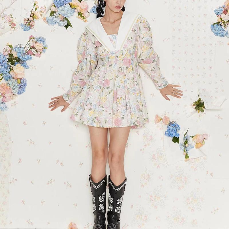 Casual Dresses Women's Design In Spring And Summer Of 2023 French Rose Garden Sweet Cool Broken Flower Waist Navy Blue Collar Dress
Casual Dresses Women's Design In Spring And Summer Of 2023 French Rose Garden Sweet Cool Broken Flower Waist Navy Blue Collar Dress