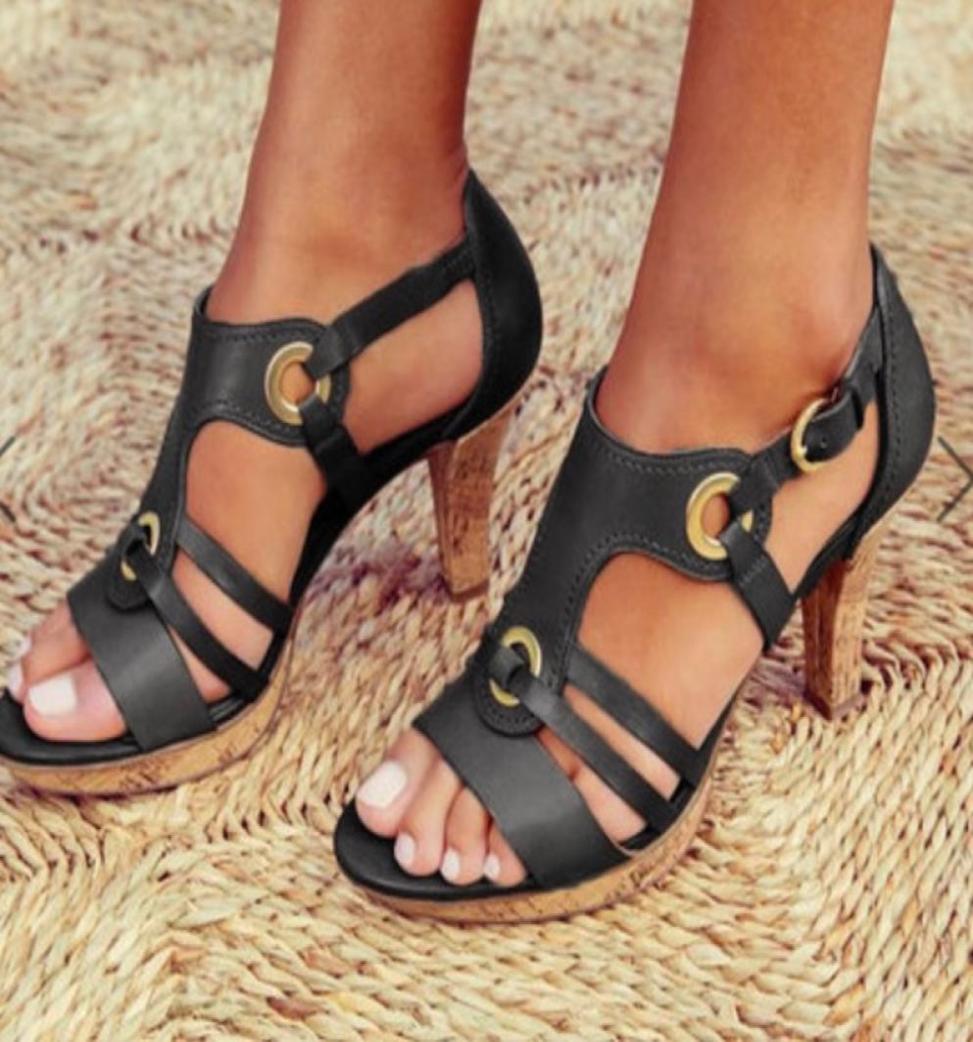 Newest Vintage Women Leather Sandal Classical Black Designer Shoes Ladies Fashion Outsole Shopping Flat Canvas Plain Sandal Size 36364430
Newest Vintage Women Leather Sandal Classical Black Designer Shoes Ladies Fashion Outsole Shopping Flat Canvas Plain Sandal Size 36364430