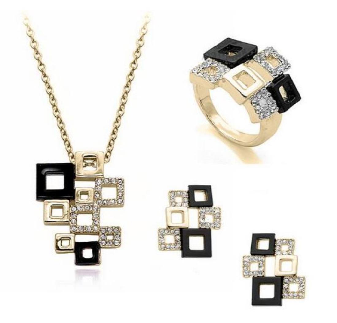 Full Rhinestone Necklace Earrings Rings Sets for Women Geometry Wedding Jewelry Sets Fashion Diamond Bride Jewelry Set Brand Desig9018228
Full Rhinestone Necklace Earrings Rings Sets for Women Geometry Wedding Jewelry Sets Fashion Diamond Bride Jewelry Set Brand Desig9018228