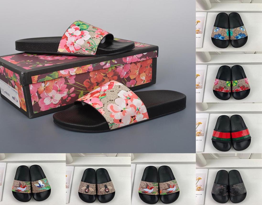 Big Size 3648 Sandals For Men Women Rubber Floral Wolf Tiger Embroidery Flat Designer Slides Summer Outdoor House Beach Shoes Scu8885578, Dark navy
Big Size 3648 Sandals For Men Women Rubber Floral Wolf Tiger Embroidery Flat Designer Slides Summer Outdoor House Beach Shoes Scu8885578, Dark navy