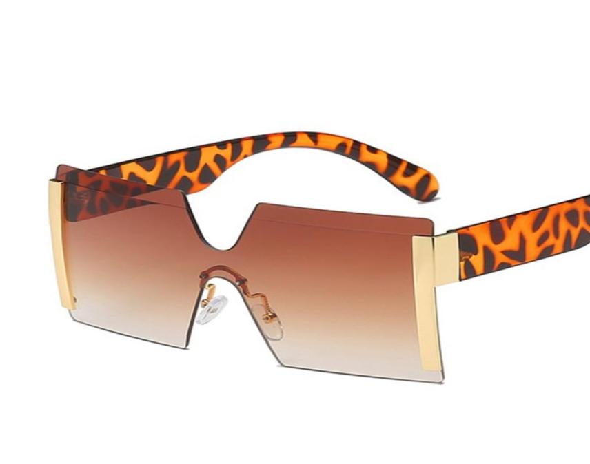 Fashion Oversized Rimless Sunglasses Women Square Italian Brand Design Sun Glasses One Piece Eyewear Shades Men UV4005154839
Fashion Oversized Rimless Sunglasses Women Square Italian Brand Design Sun Glasses One Piece Eyewear Shades Men UV4005154839