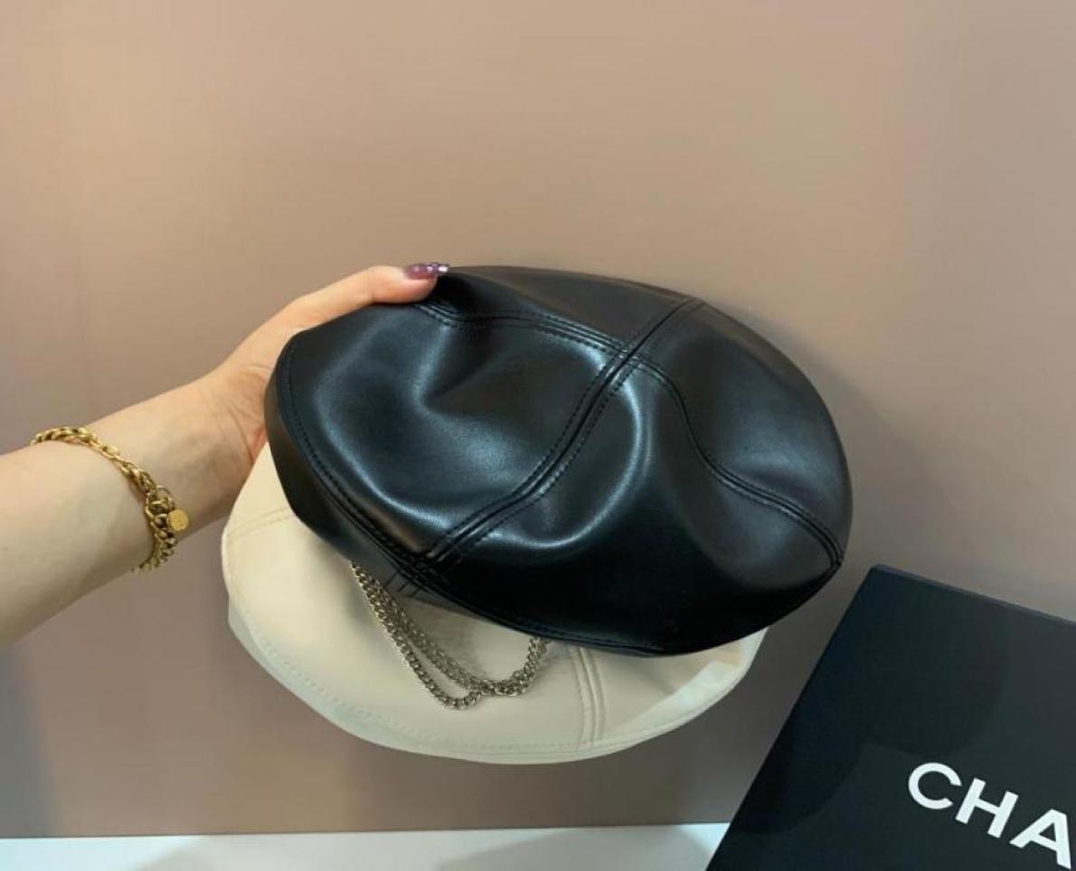 Berets Vintage Brand Fashion Black Pu Leather Metal Chain Beret Hat Women Cap Female Ladies Beanie Girls For Four Seasons8348952, White
Berets Vintage Brand Fashion Black Pu Leather Metal Chain Beret Hat Women Cap Female Ladies Beanie Girls For Four Seasons8348952, White