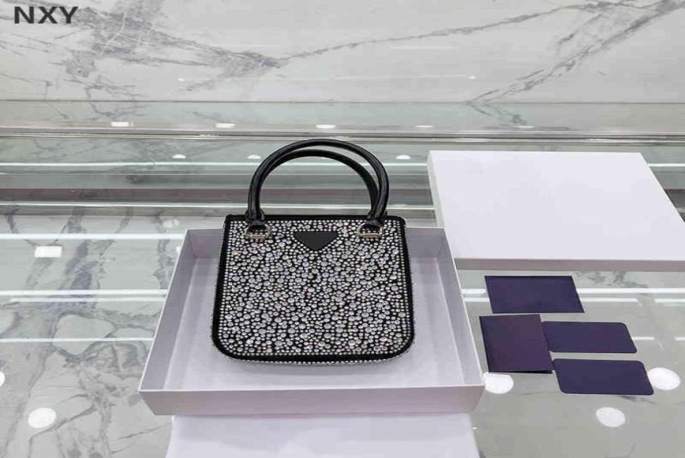 Evening Bags Tote Crossbody Bags Designer Women Luxury Classic Diamond Shoulder Bags Fashion Mini Handbags Party Purses 2206163650860, Blue
Evening Bags Tote Crossbody Bags Designer Women Luxury Classic Diamond Shoulder Bags Fashion Mini Handbags Party Purses 2206163650860, Blue